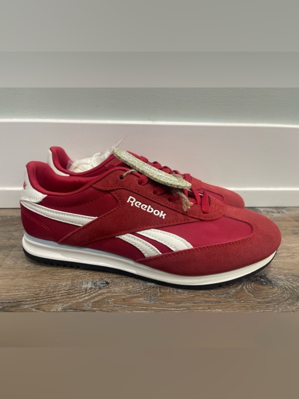 Reebok Classic Red and White Trainers, Size 9, New w/ tags, no box, Women’s